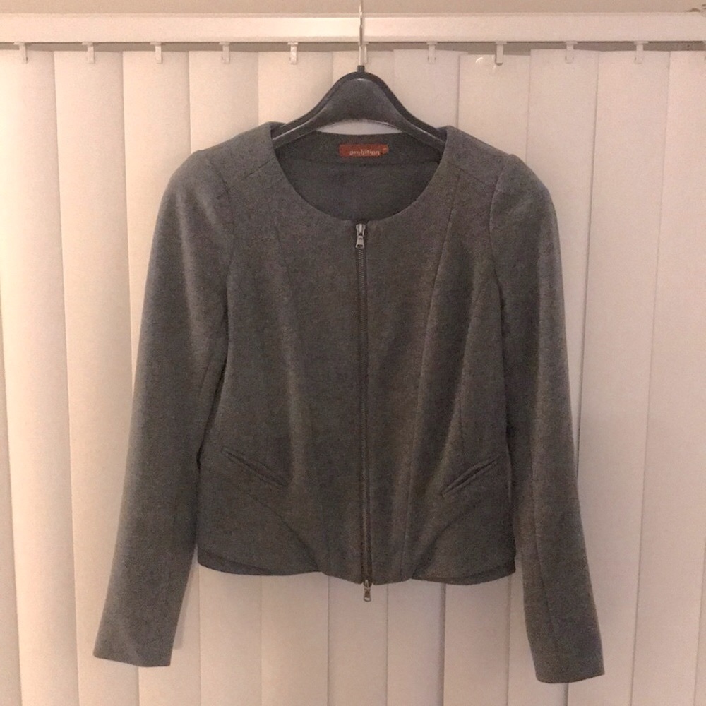 Grey Blazer, Small